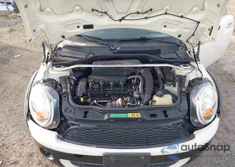 2009 Mini John Cooper Works Clubman z USA, uszkodzony, nr VIN WMWMM93529TL04117